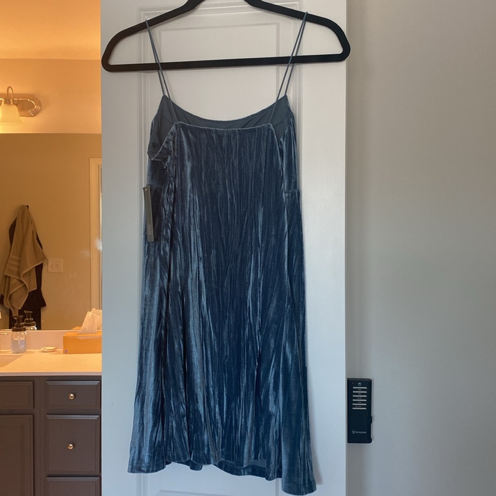 NWT blue velvet swing dress - Picture 6 of 6